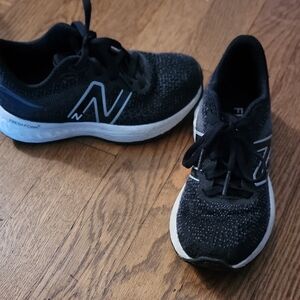 New Balance Kids Sneakers - Black and White